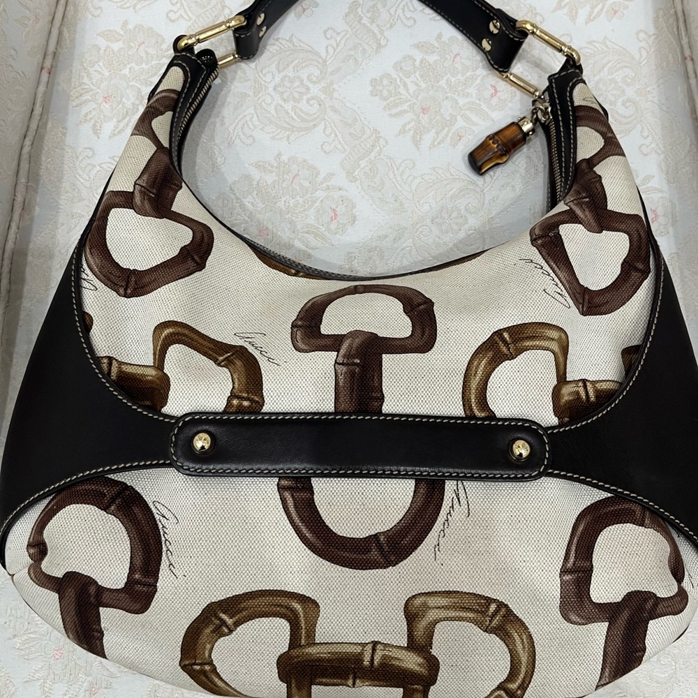 GUCCI HALF MOON LIMITED BAMBOO HOBO - Picture 2 of 11